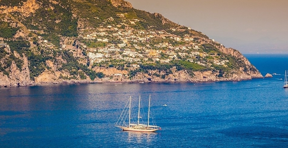 Private sailing boat for Amalfi Coast cruising