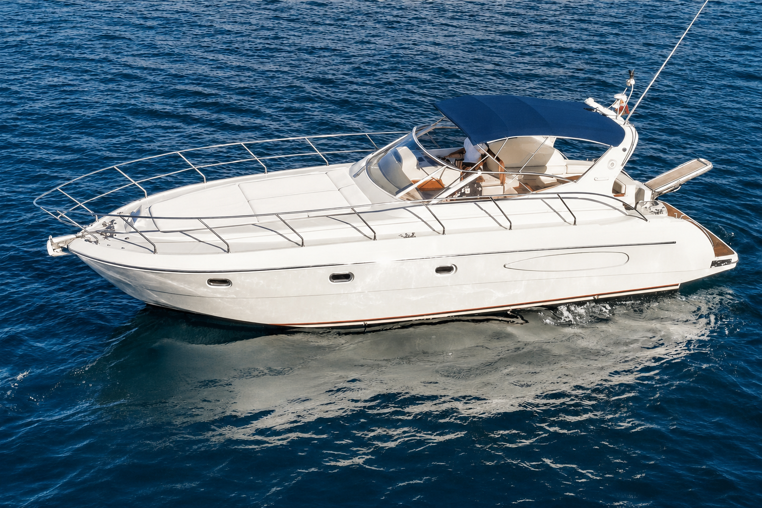 Private Leisure Boats cruising near Capri